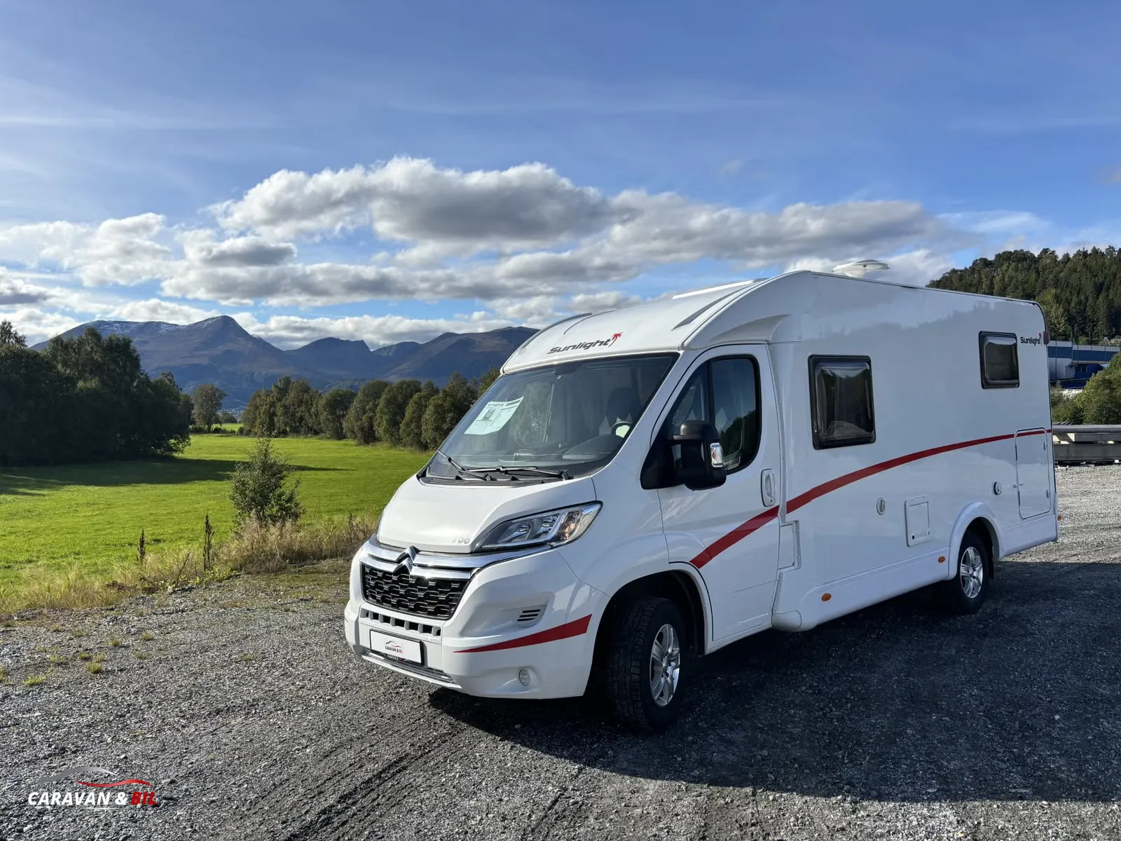 Sunlight Compact V66