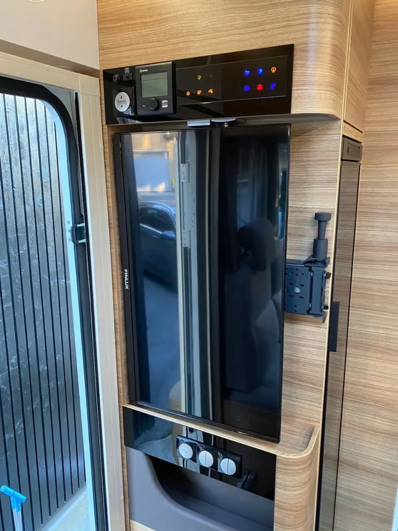 Adria 700 Sonic DC plus