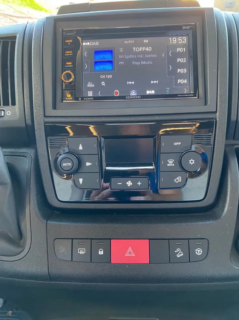 Adria 700 Sonic DC plus