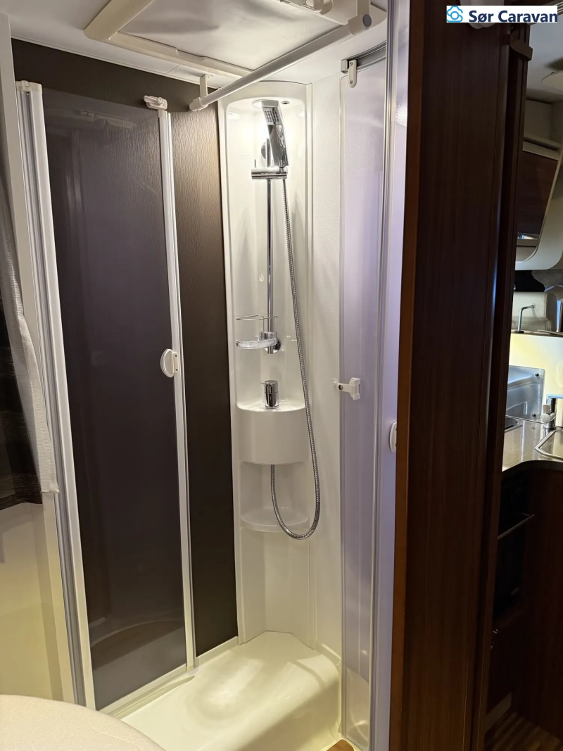 Adria Matrix M 670 SC