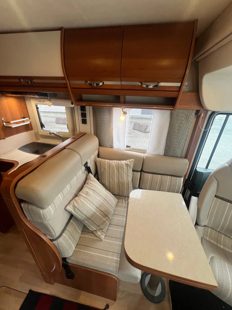 Rapido 855F Scandinavie