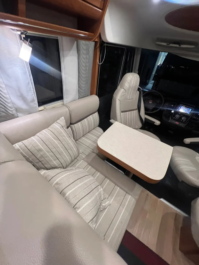 Rapido 855F Scandinavie