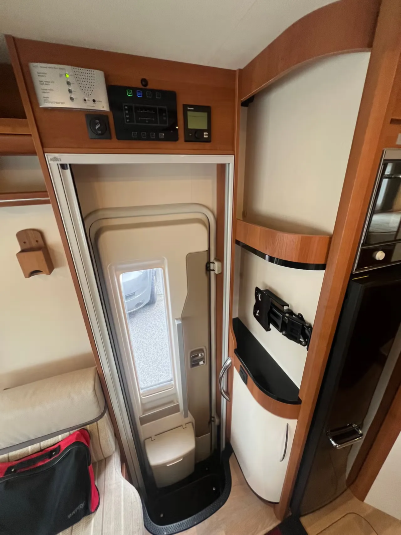 Rapido 855F Scandinavie