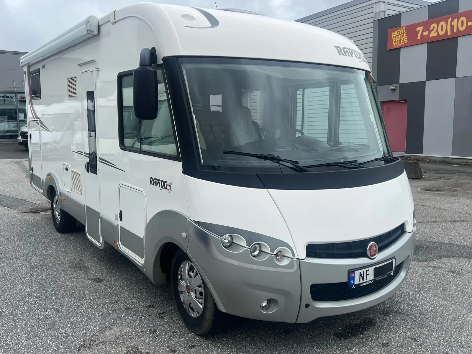 Rapido 855F Scandinavie