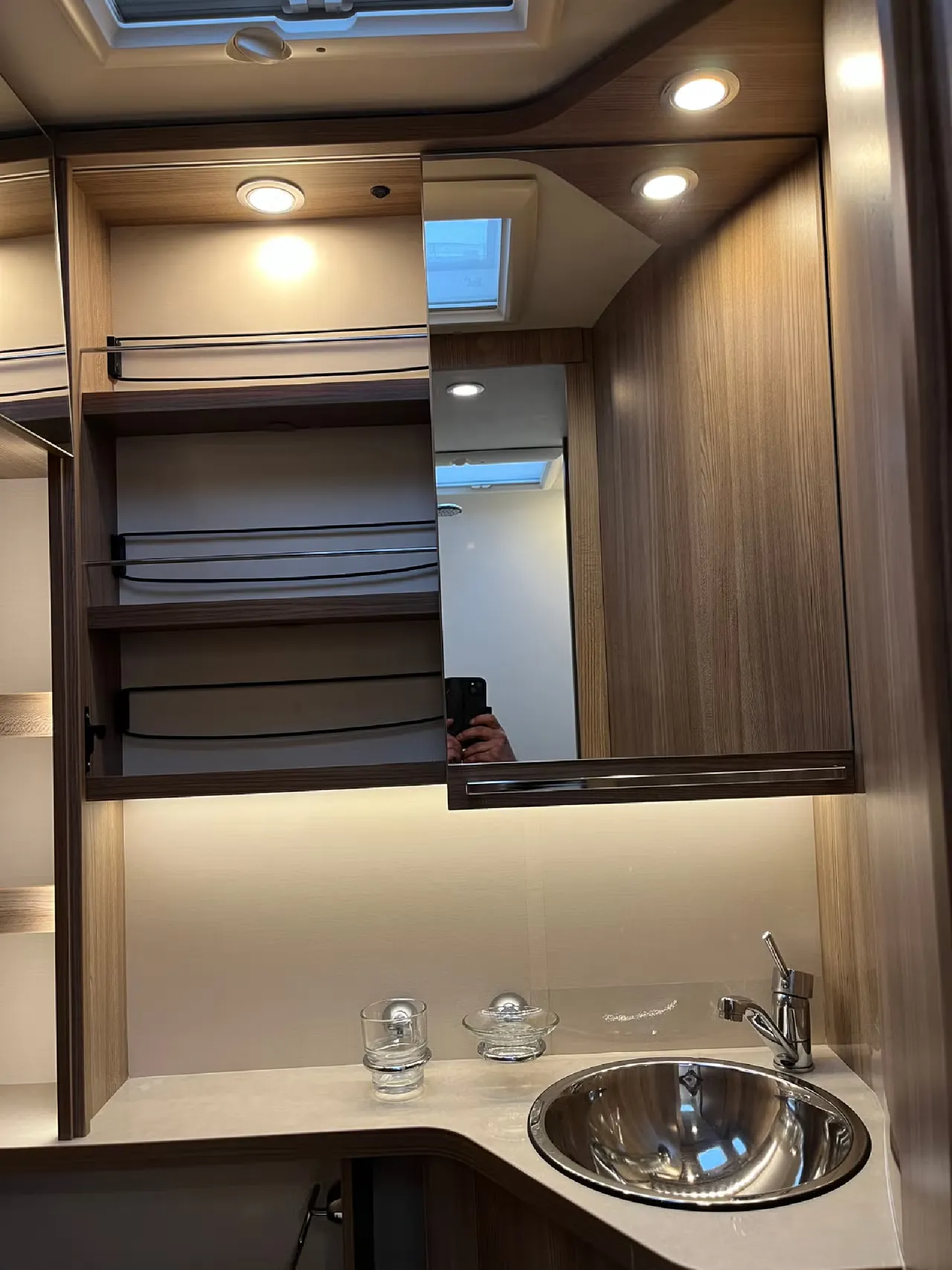 Rapido 8090DF ALKO 180 ch