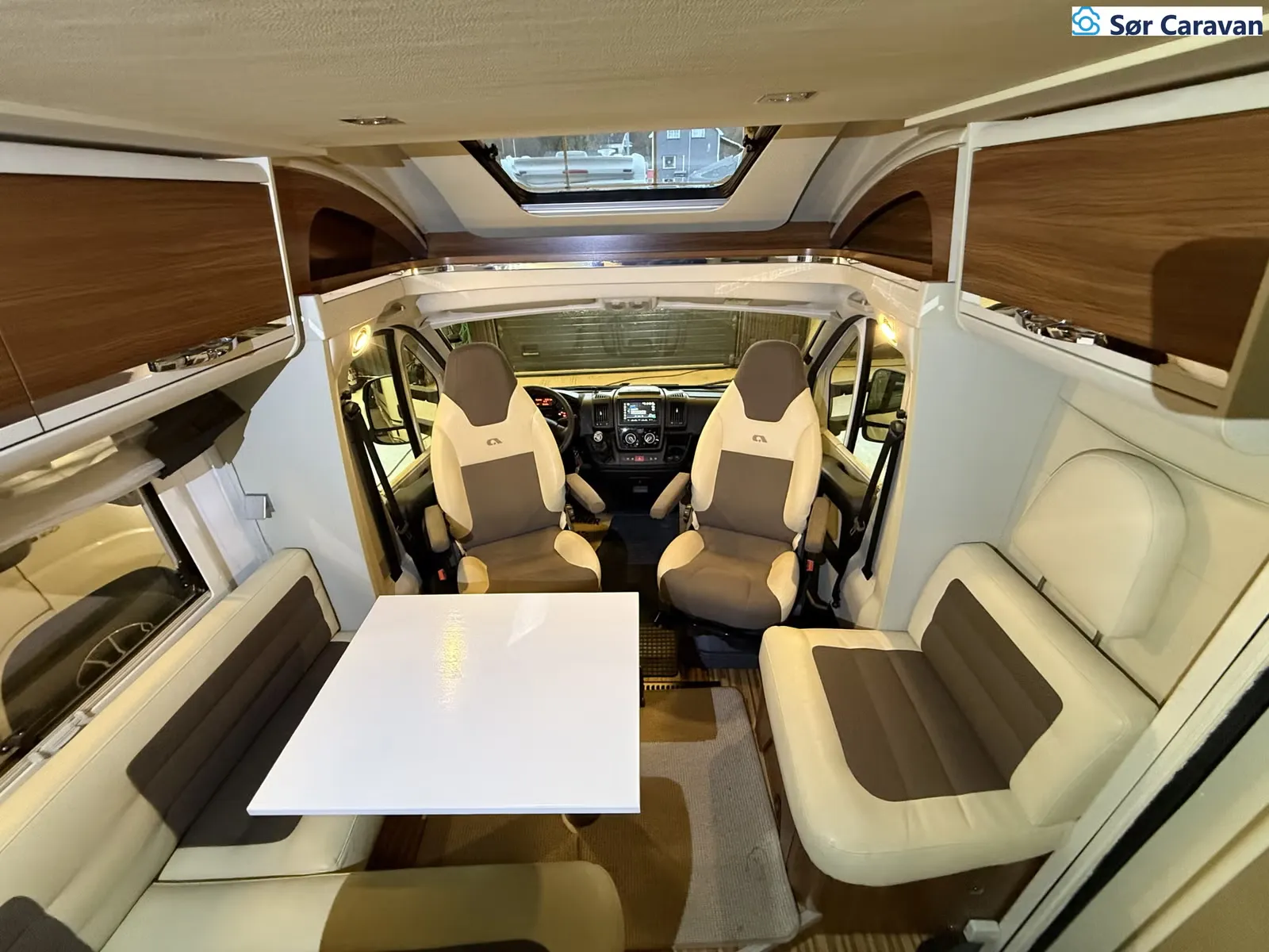 Adria Matrix M 670 SC