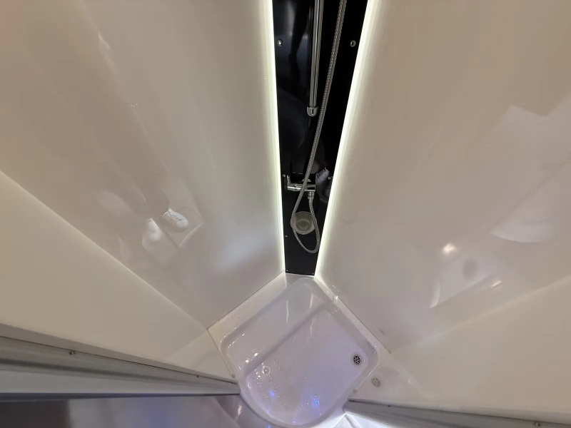 Challenger SIRIUS 3098