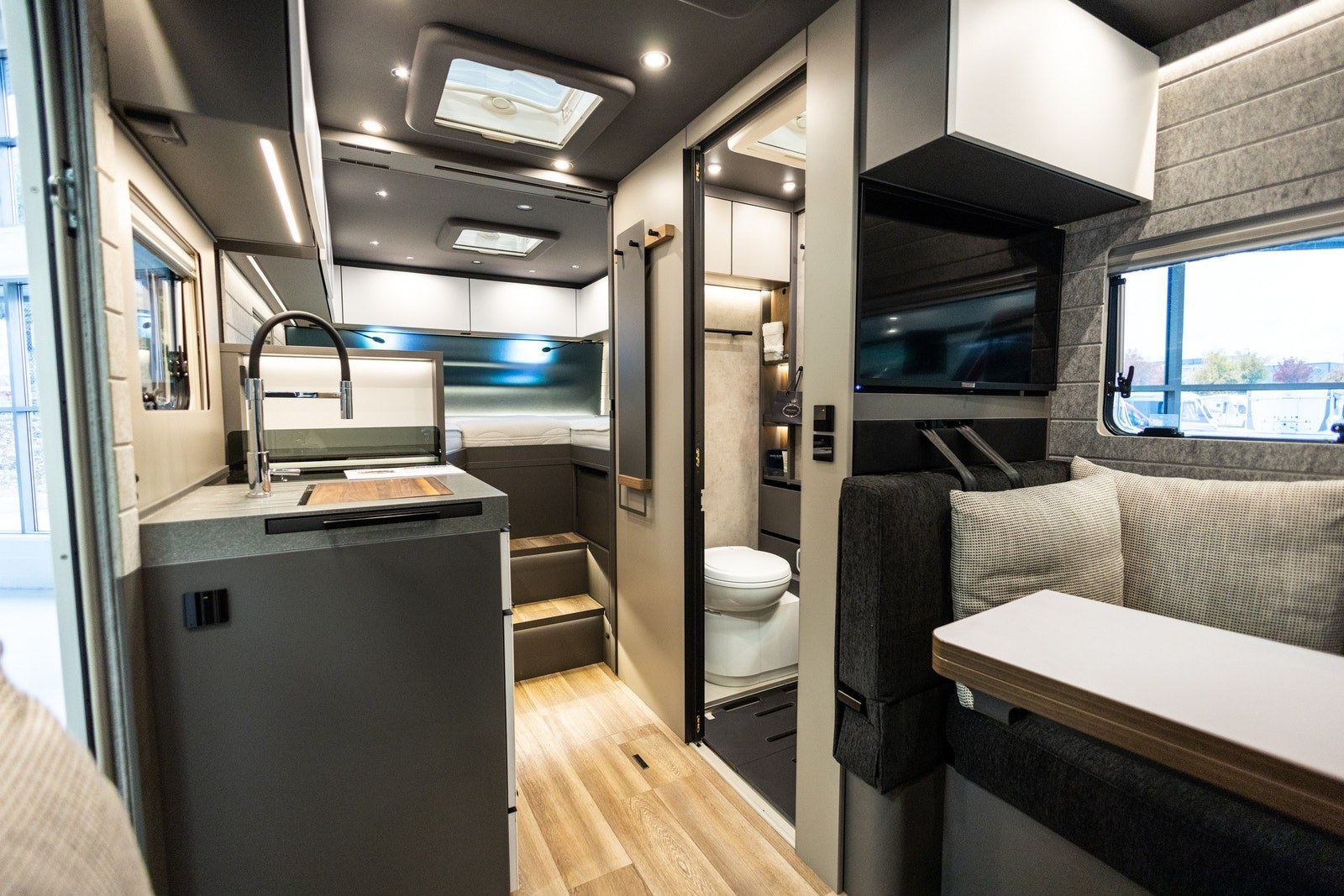 Niesmann-Bischoff iSmove 6.9 E