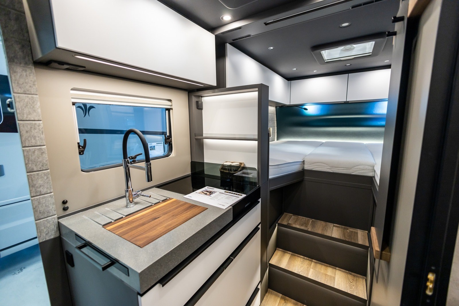 Niesmann-Bischoff iSmove 6.9 E