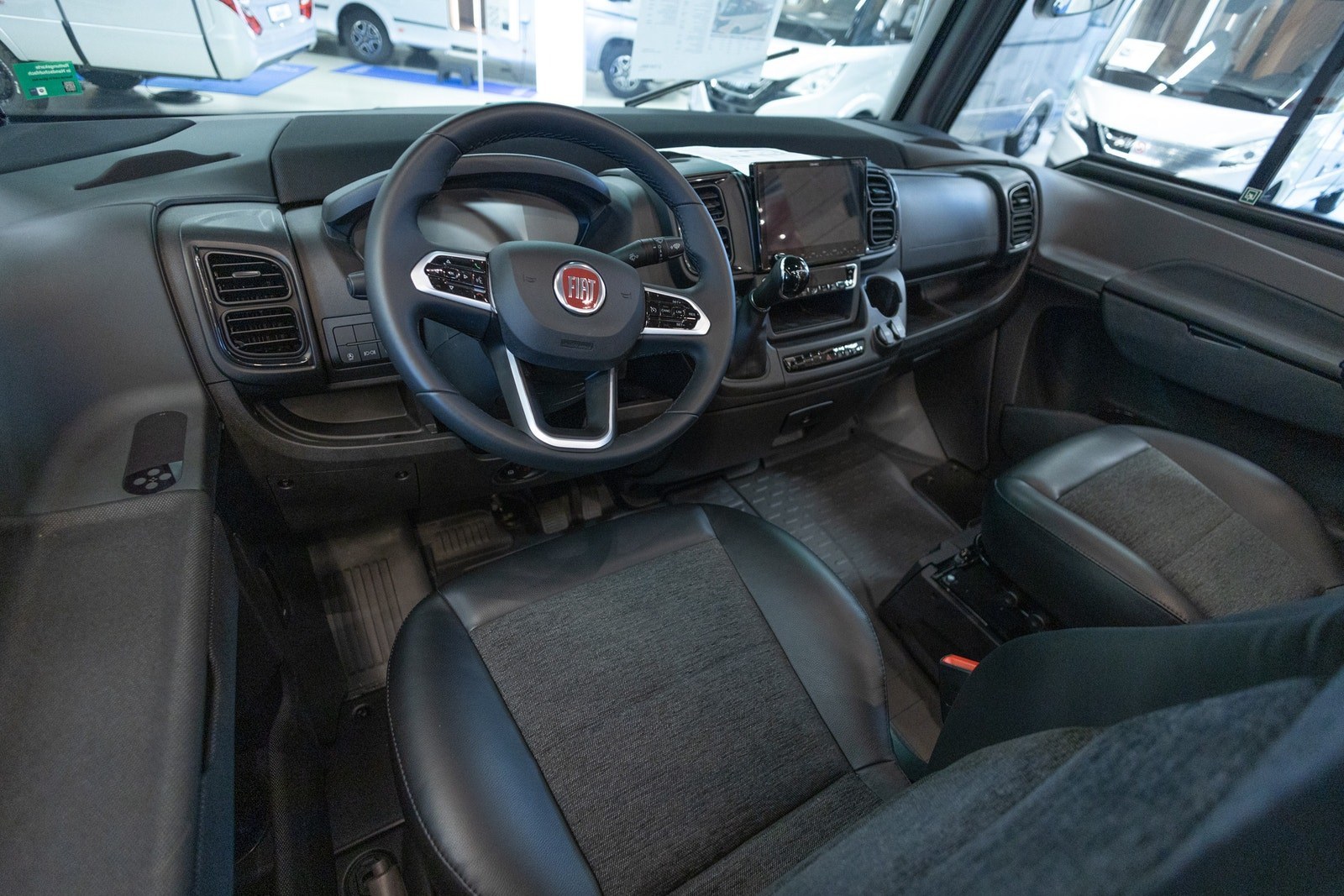 Niesmann-Bischoff iSmove 6.9 E