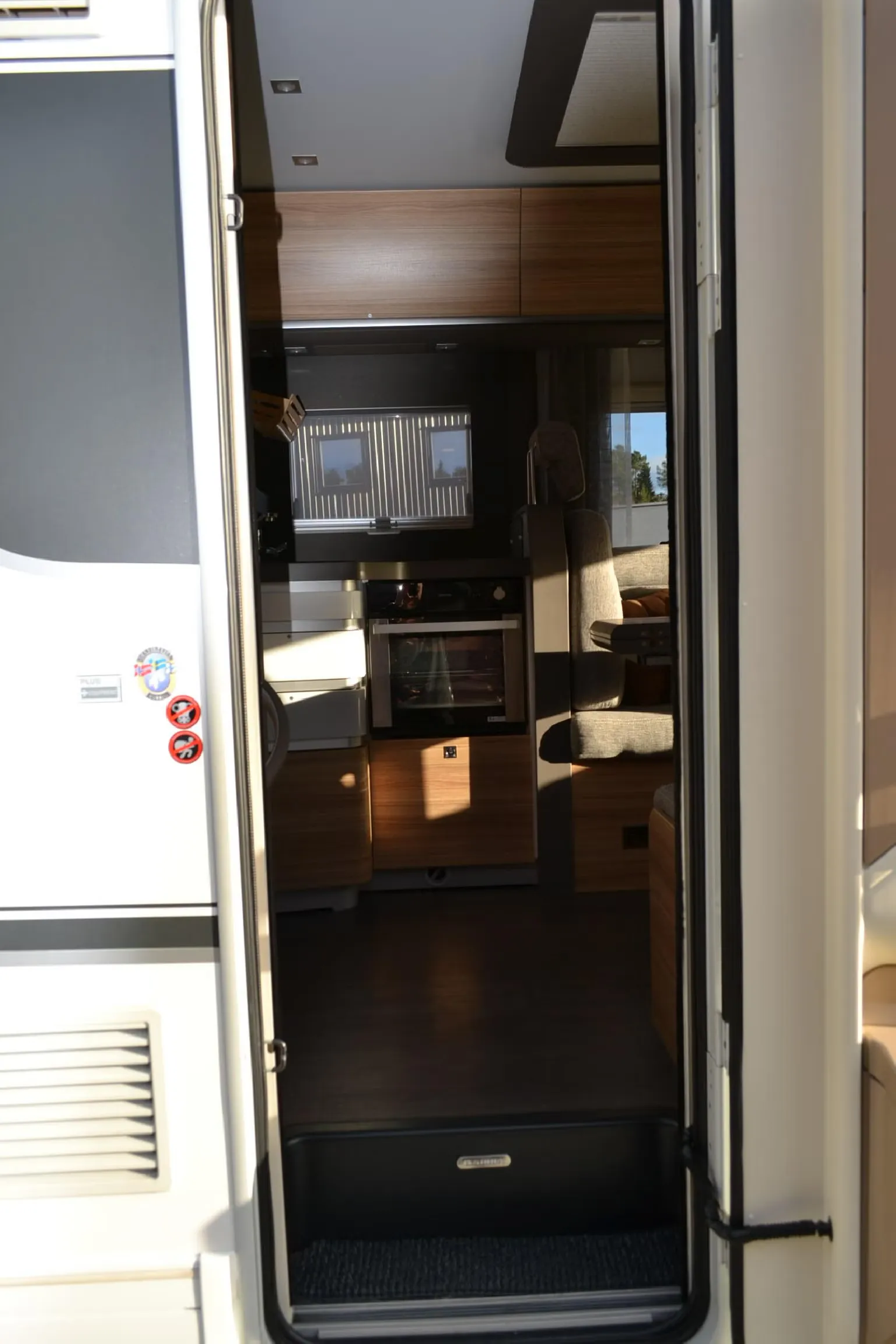 Adria Sonic I 700 DC