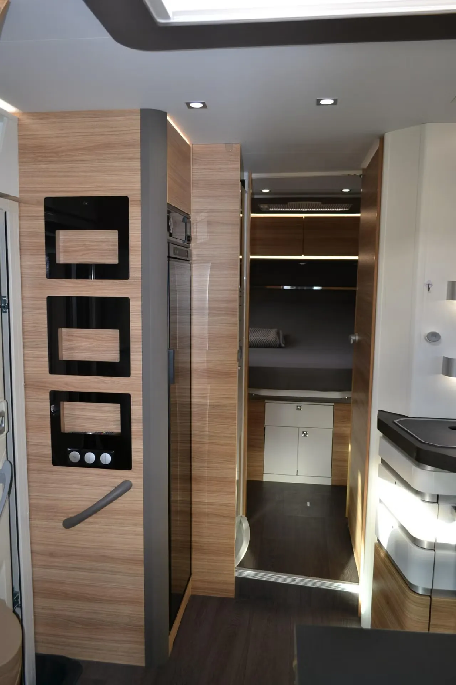 Adria Sonic I 700 DC