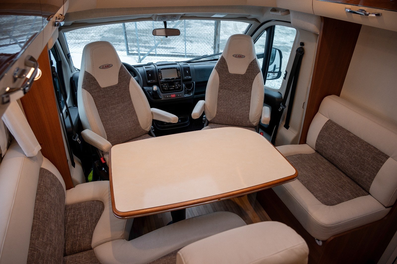 LMC T 713 Passion kaufen – Kroken Bobil AS