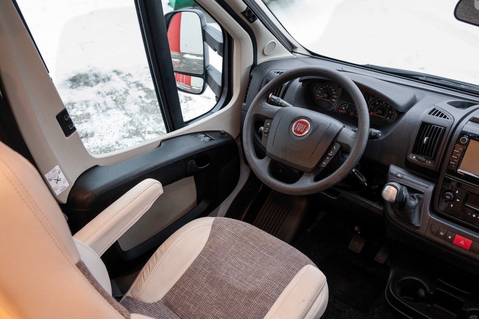 LMC T 713 Passion kaufen – Kroken Bobil AS