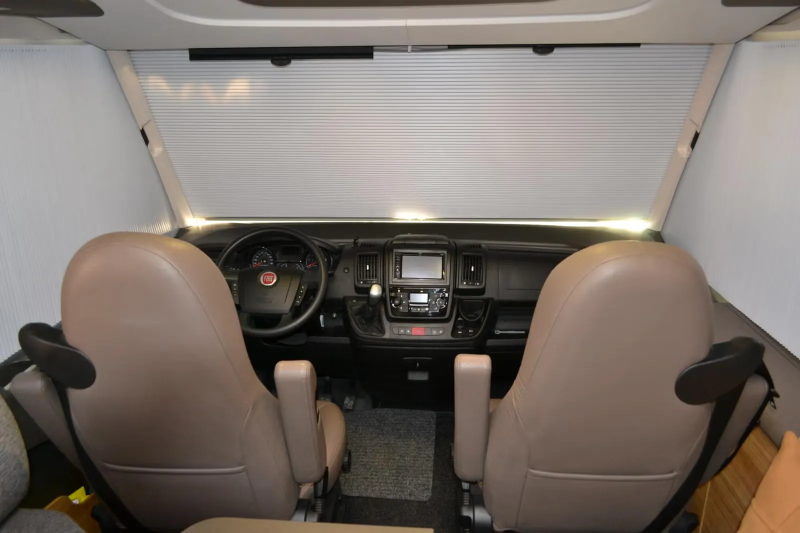 Adria Sonic I 700 DC