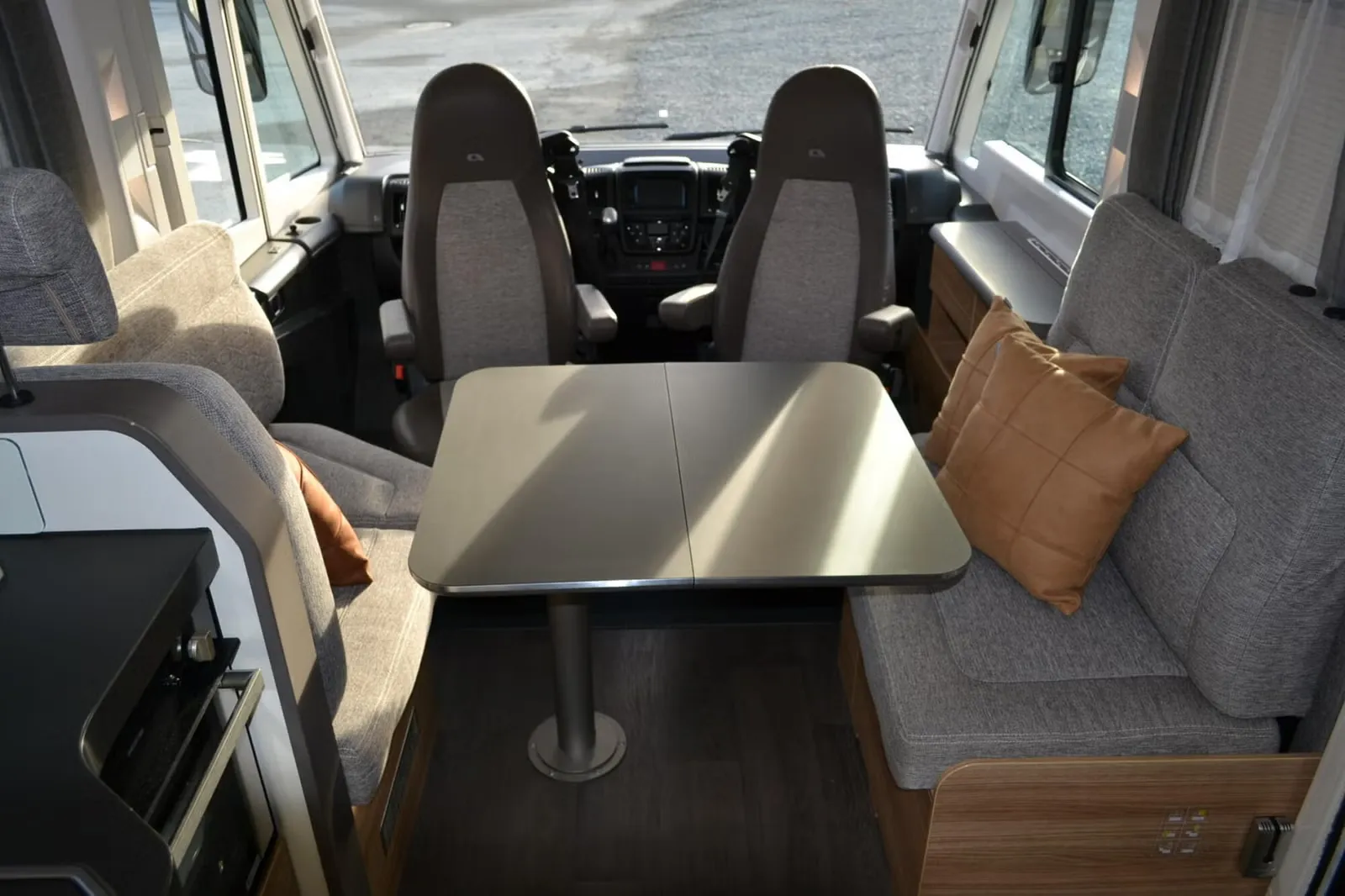 Adria Sonic I 700 DC