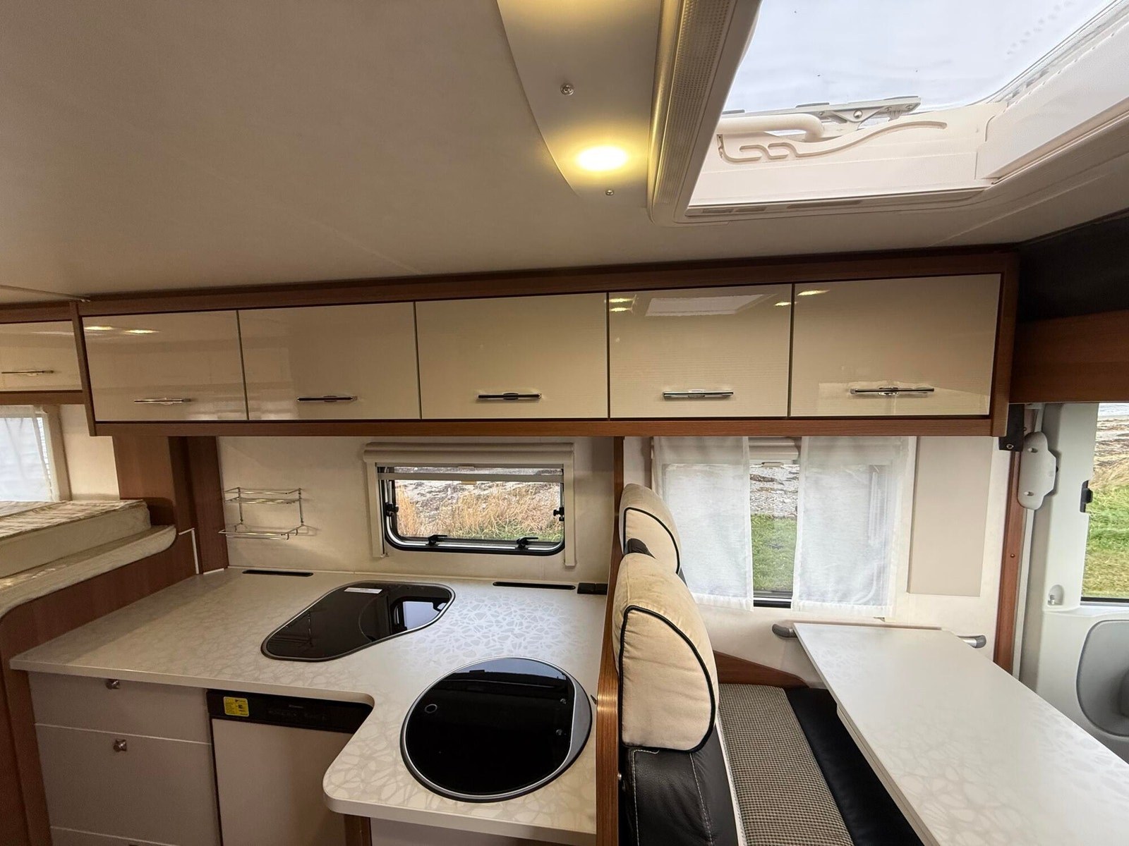 LMC Explorer Sportline 675 kaufen – Kroken Bobil AS