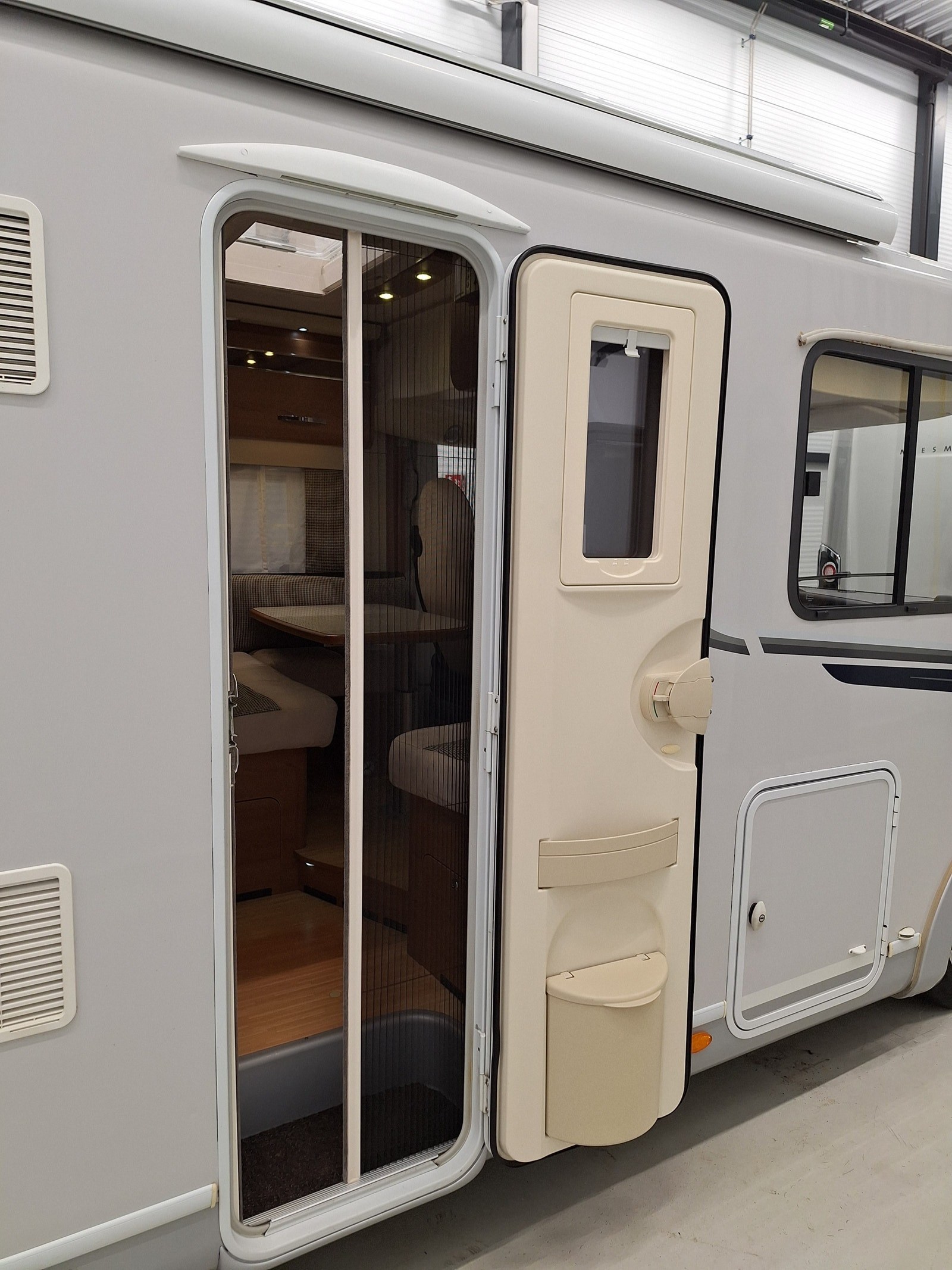 LMC Liberty Explorer I720