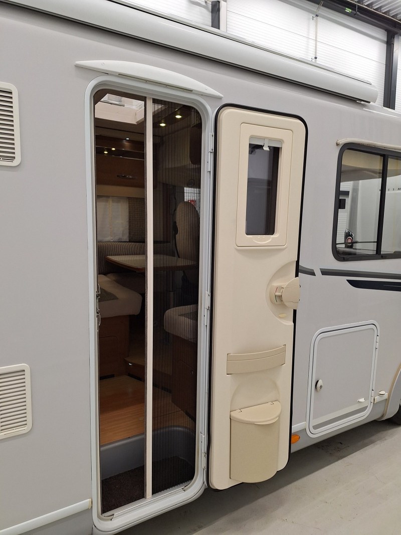 LMC Liberty Explorer I720