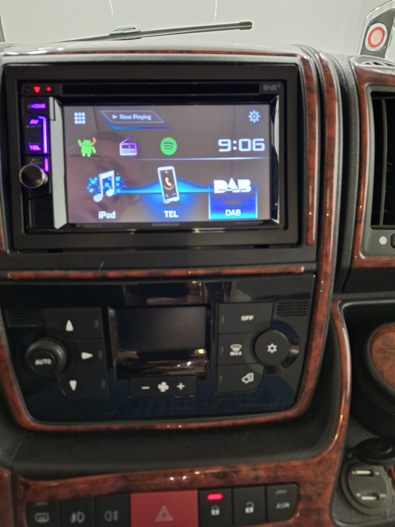 LMC Liberty Explorer I720