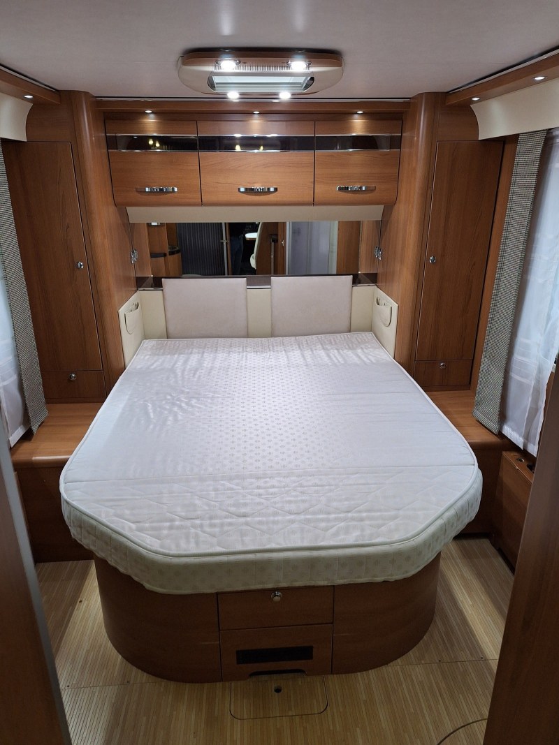 LMC Liberty Explorer I720