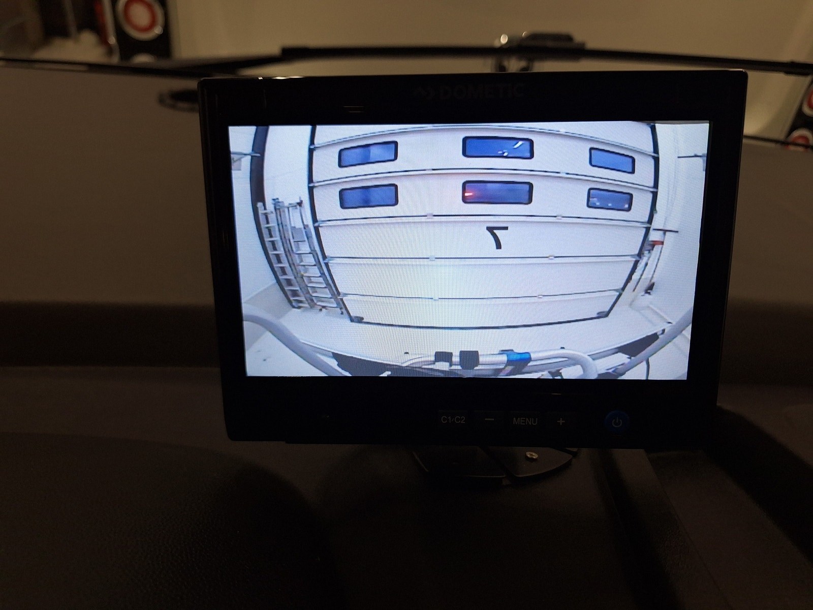 LMC Liberty Explorer I720