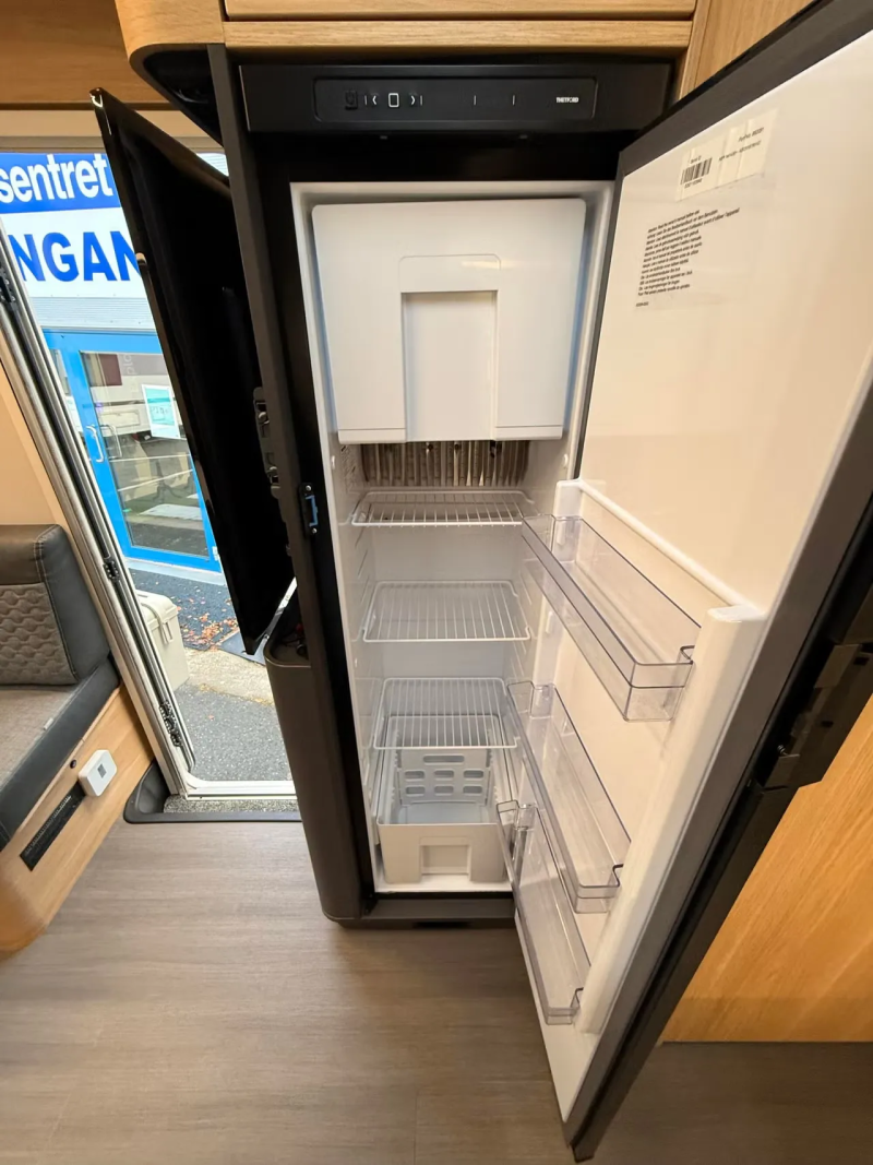 Adria Matrix Plus 670 SC