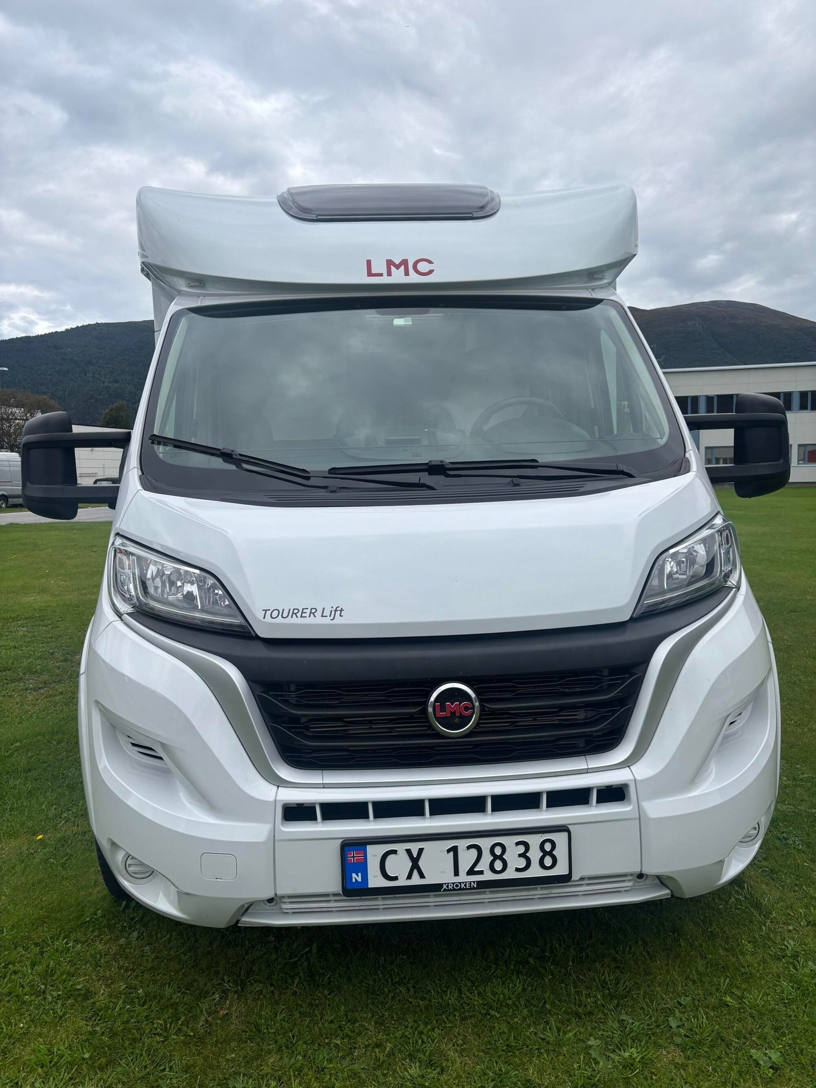 LMC Tourer H 660