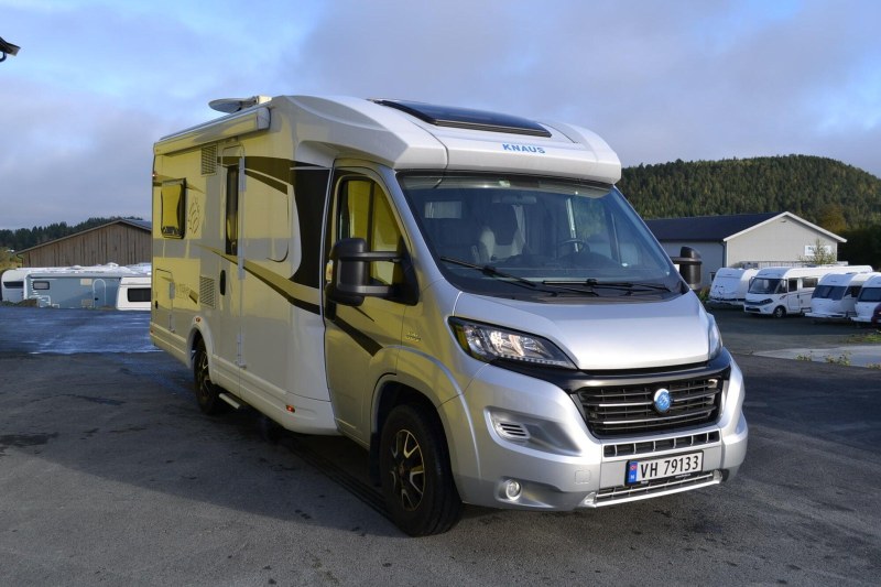 Knaus R16 Sky TI