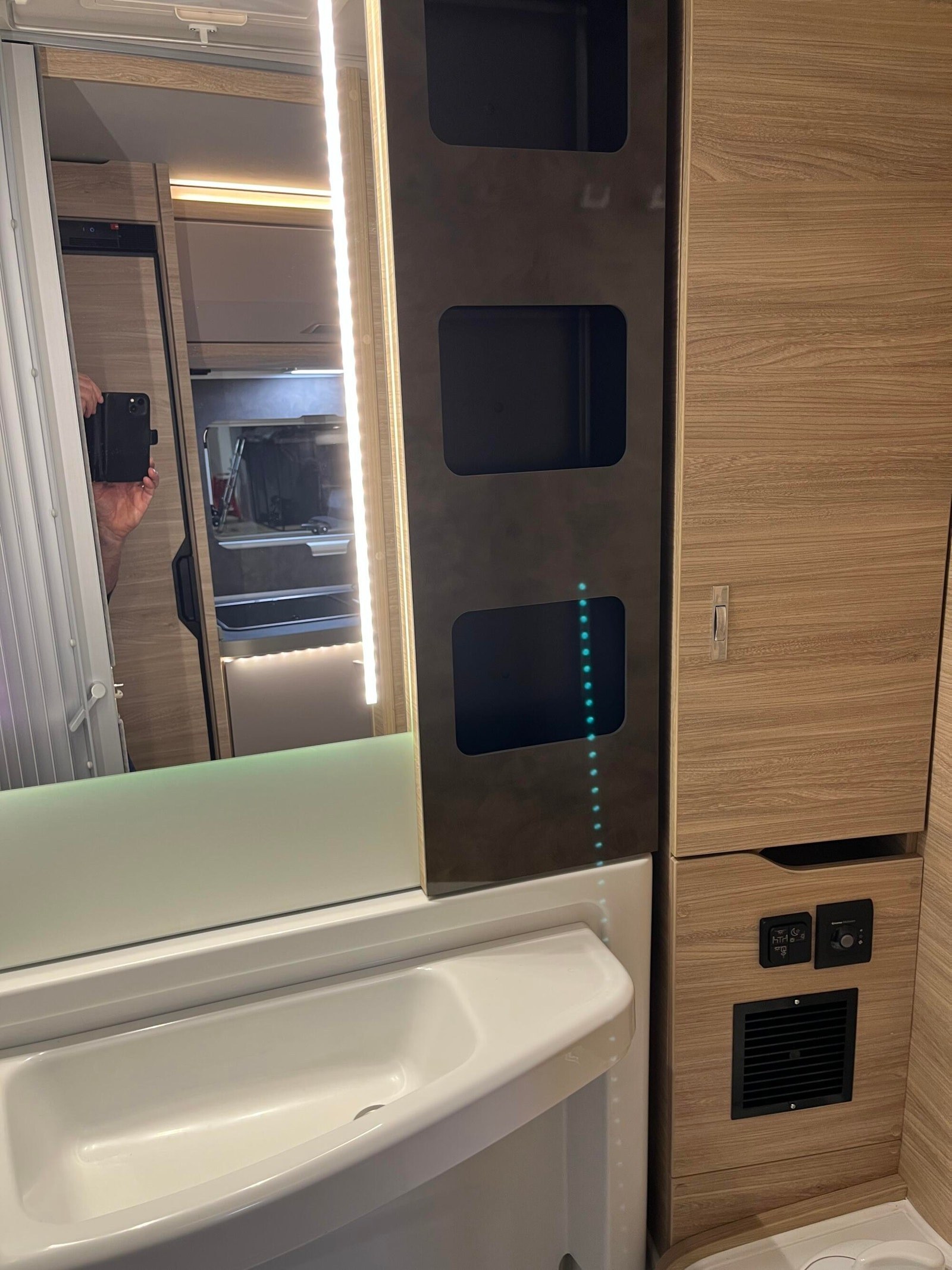 4X4 KNAUS VAN TI PLUS 650 MEG