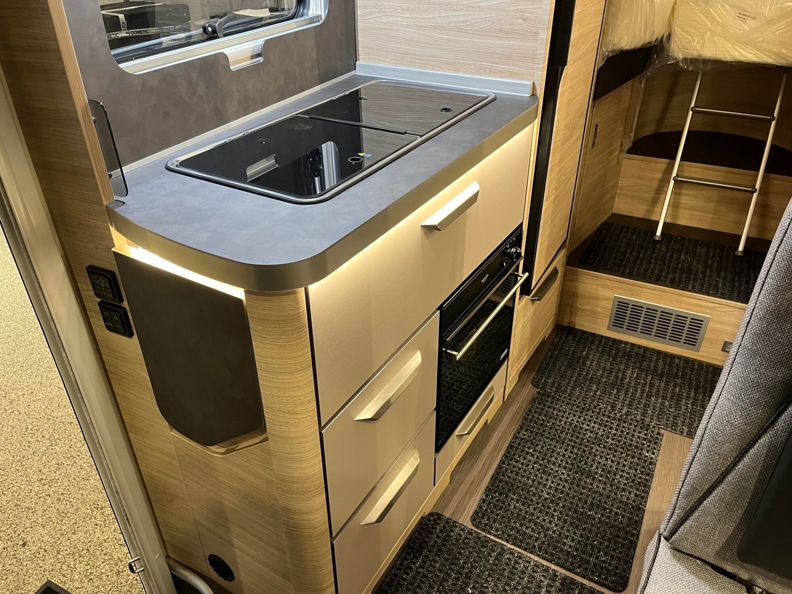 4X4 KNAUS VAN TI PLUS 650 MEG