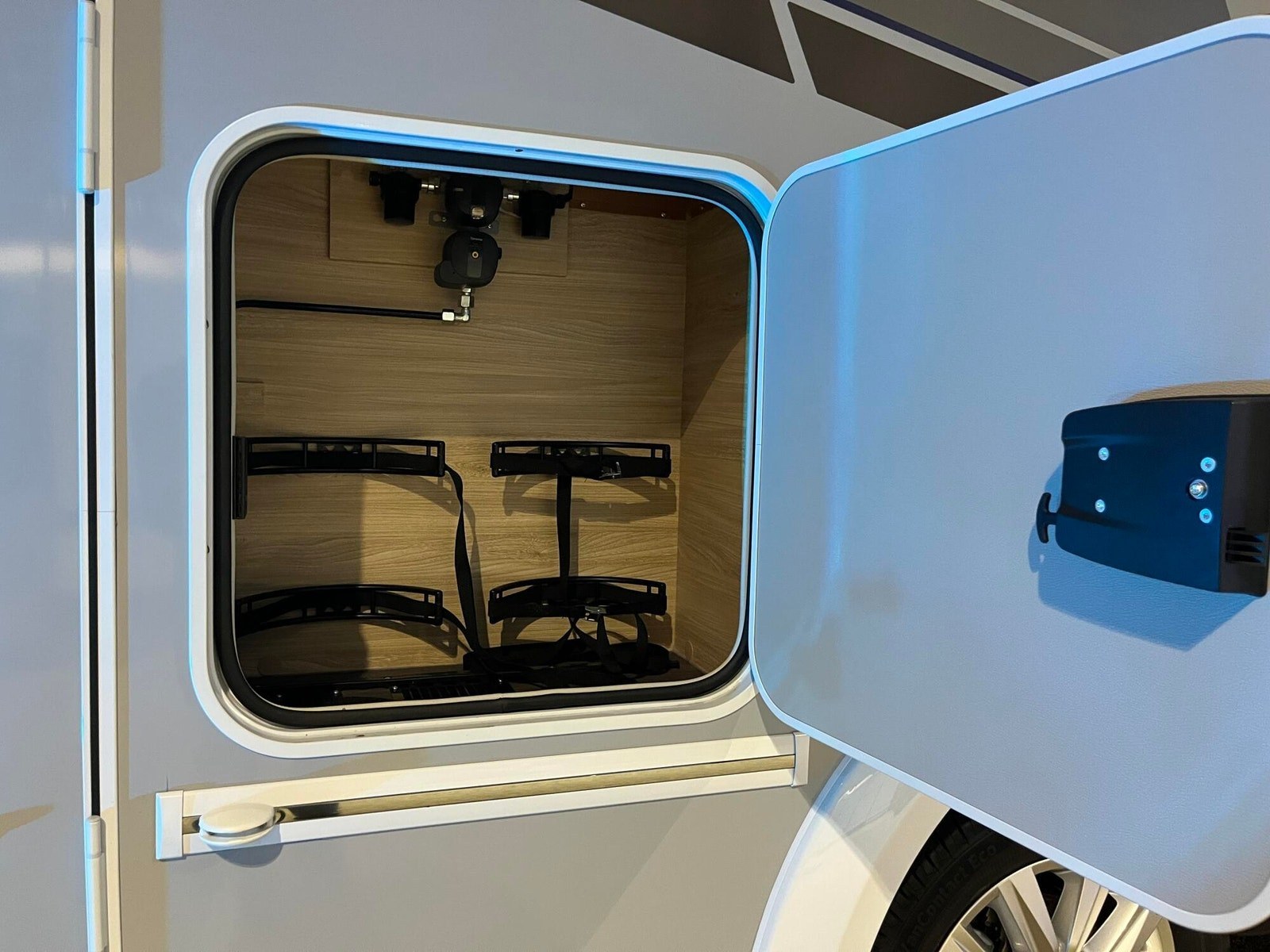 4X4 KNAUS VAN TI PLUS 650 MEG