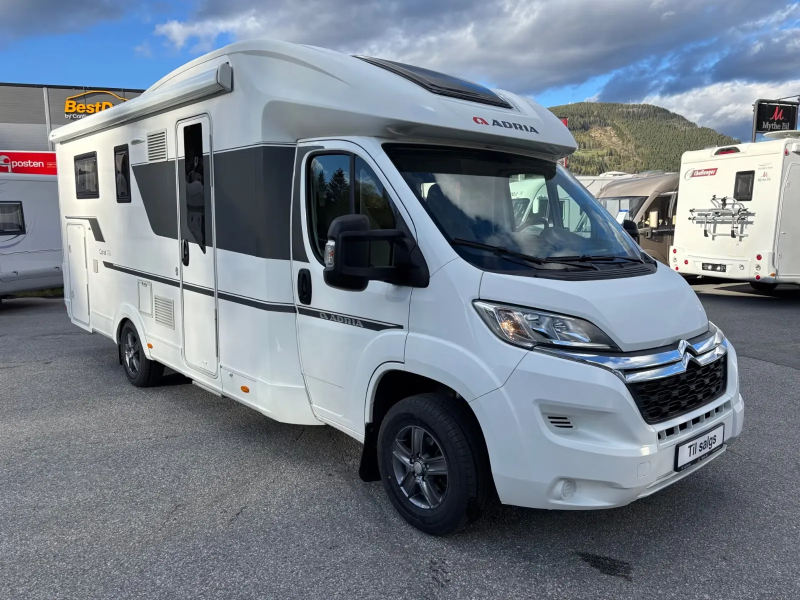 Adria Coral S 670SL