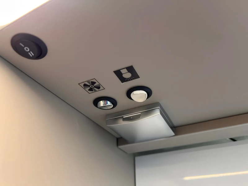 Adria Compact DL 2.2 / 140 ch