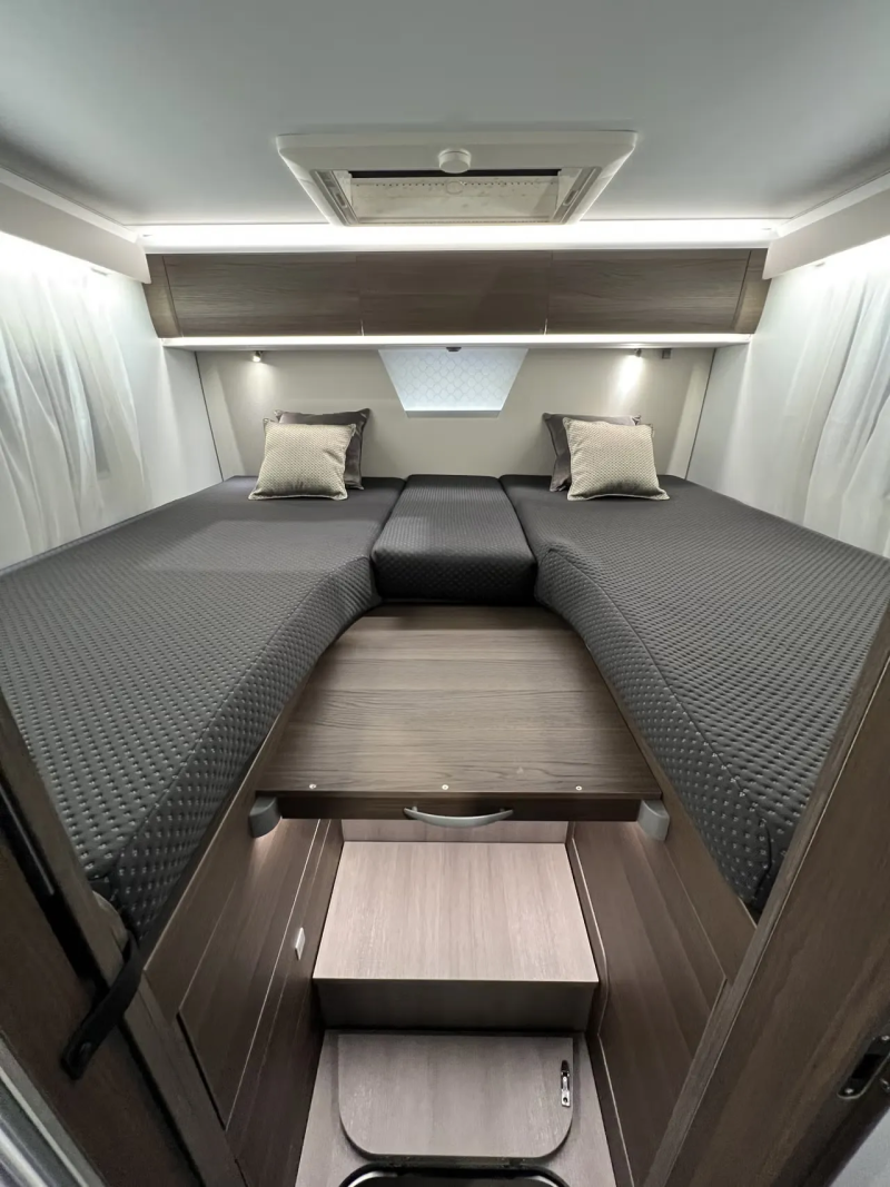 Adria MATRIX SUPREME 670 DL