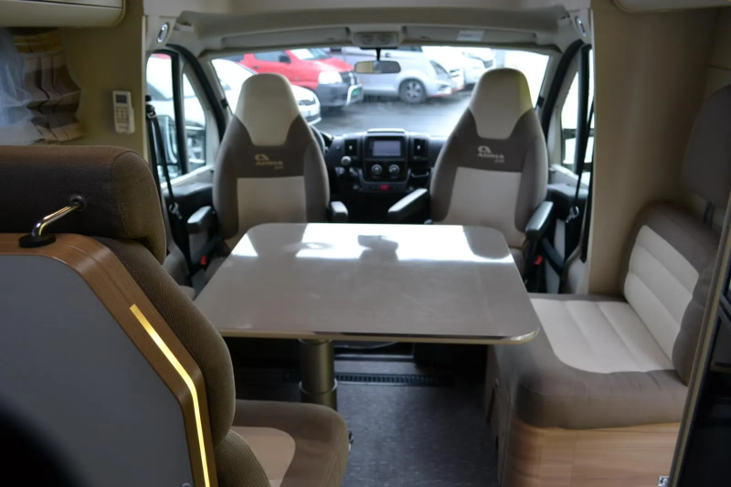 Adria Matrix M 670 SC