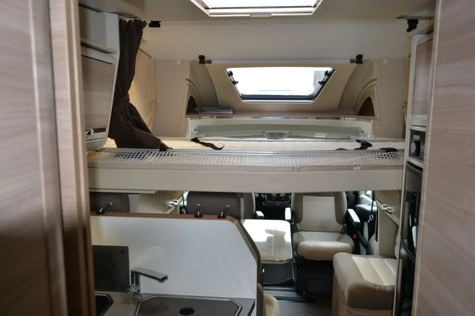 Adria Matrix M 670 SC