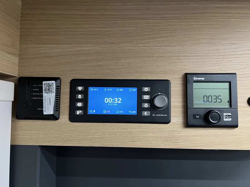 Adria Matrix Plus 670 SL