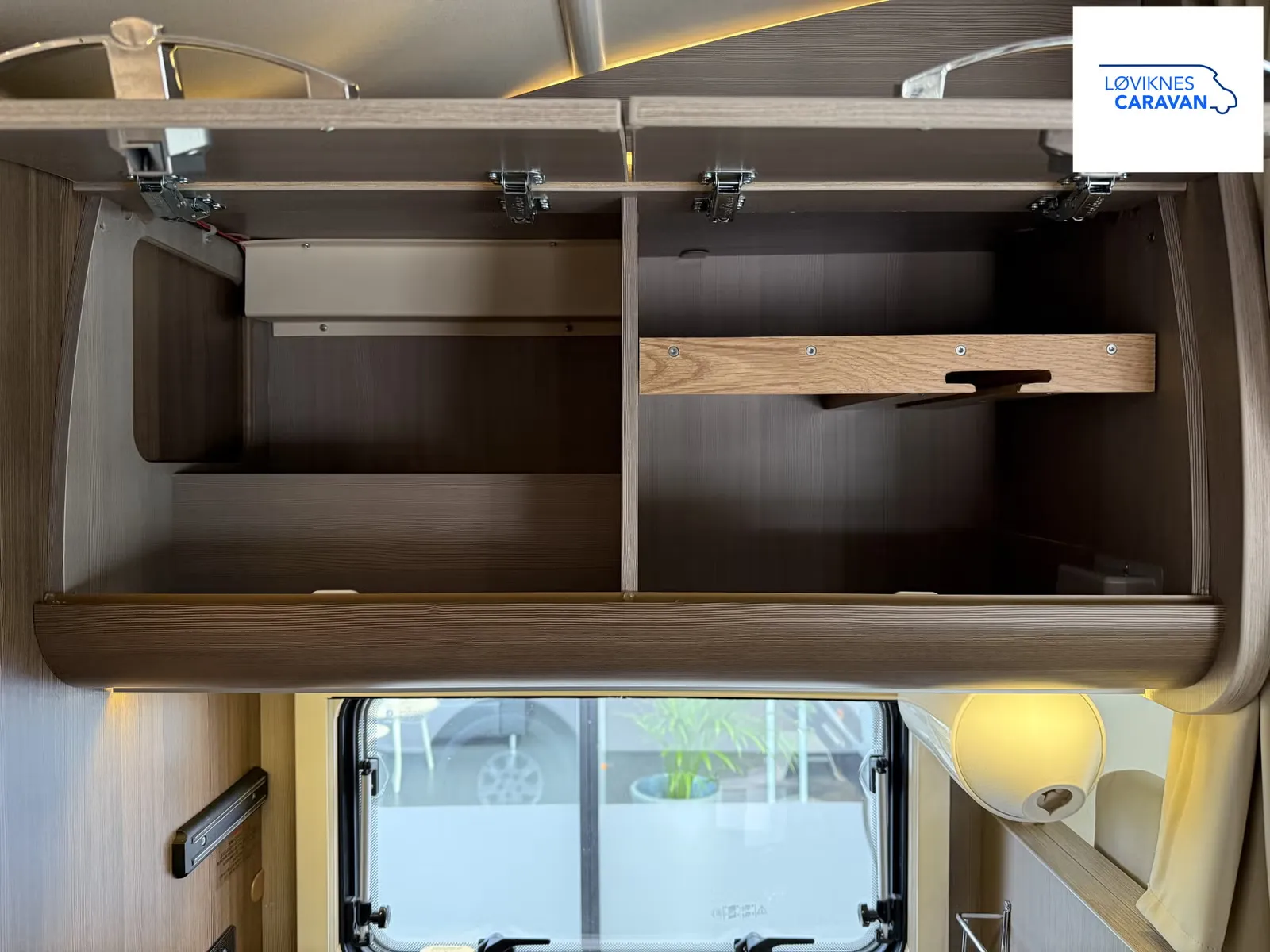 Adria MATRIX SUPREME M 677