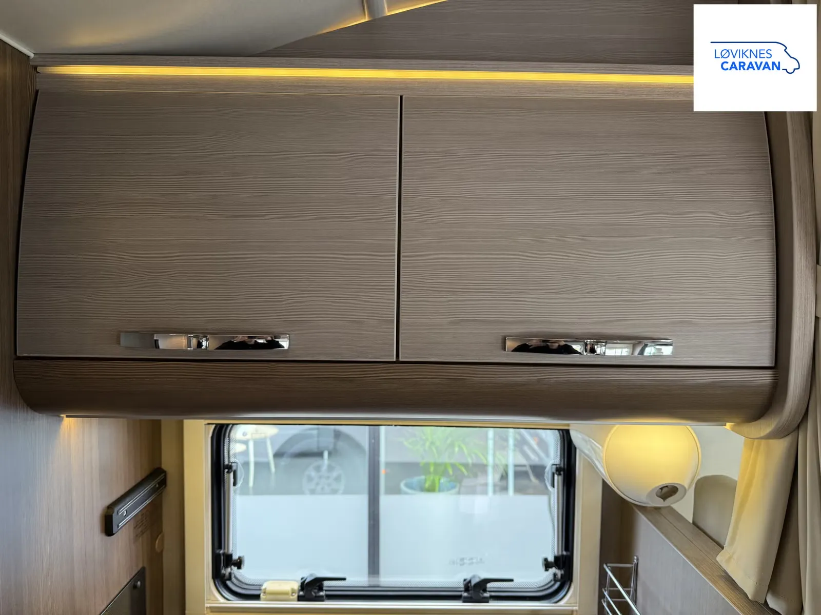 Adria MATRIX SUPREME M 677