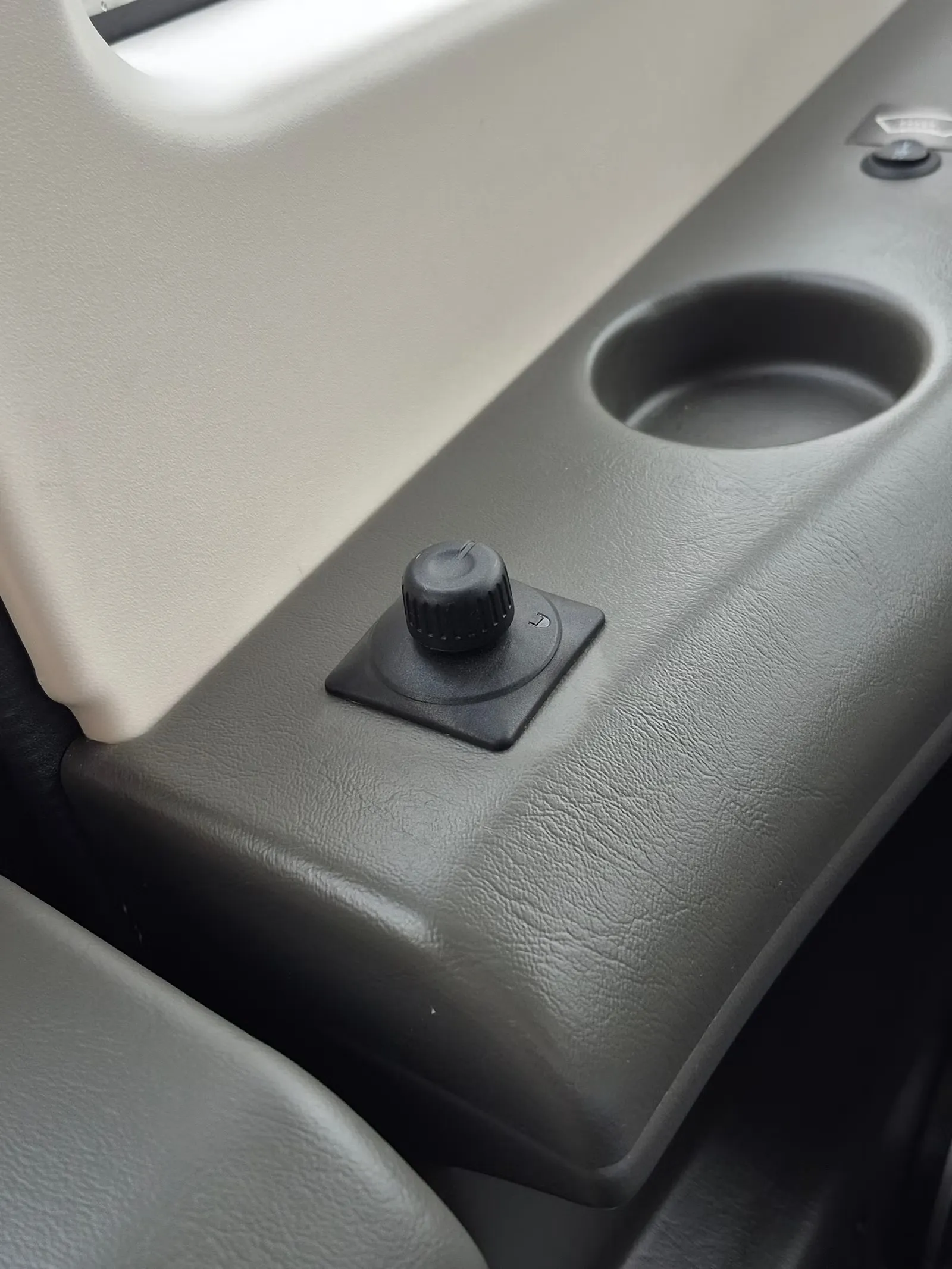 Adria Sonic i 700 SL