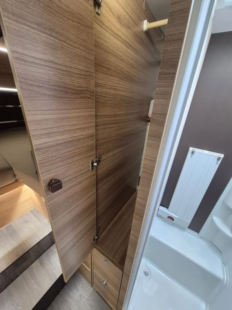 Adria Sonic i 700 SL