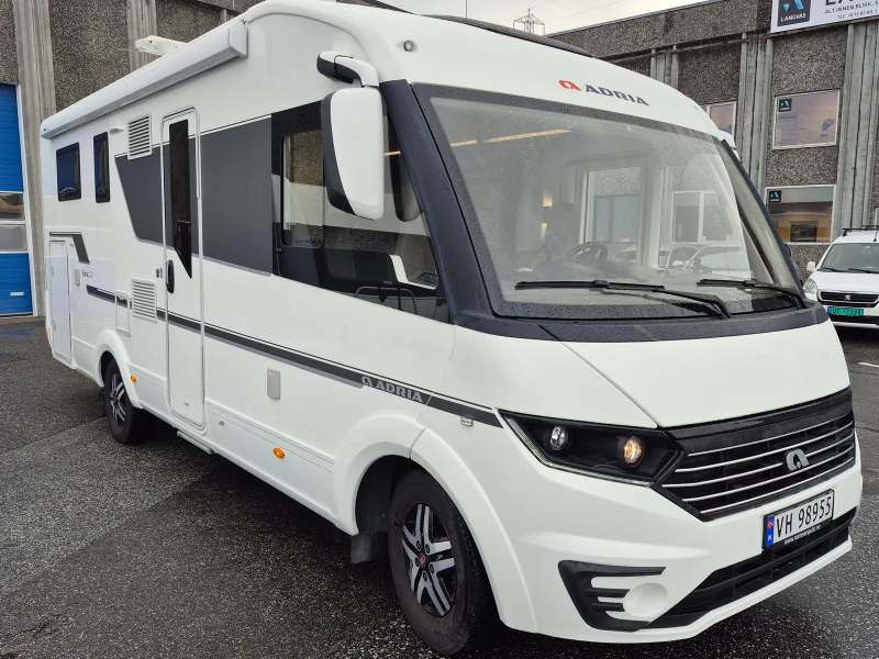 Adria Sonic i 700 SL