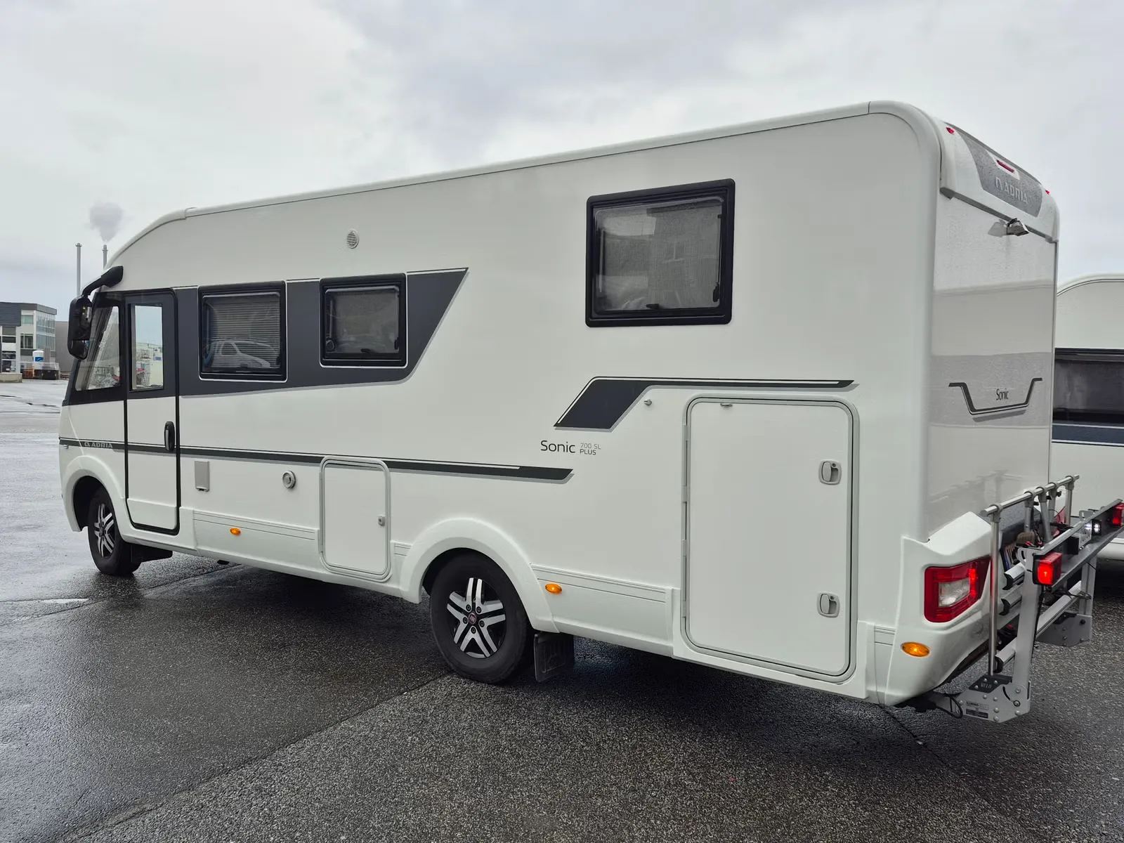 Adria Sonic i 700 SL