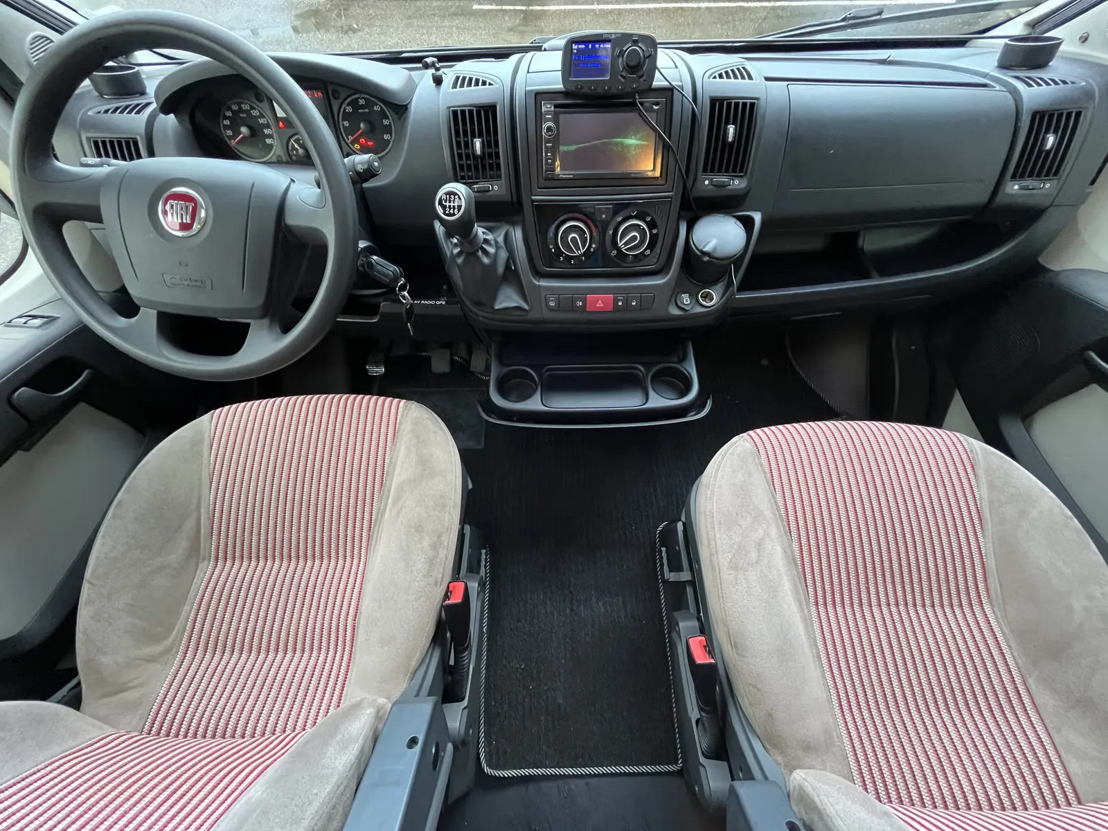 Adria MATRIX M 680 SP