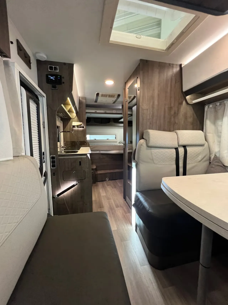 Benimar Amphitryon 940