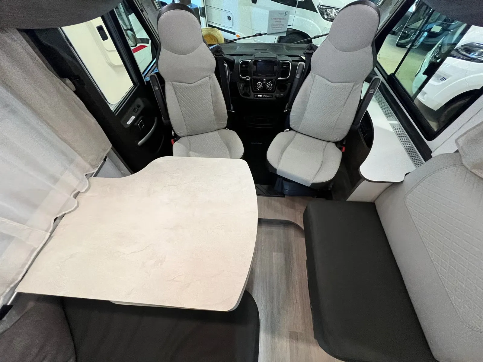 Benimar Amphitryon 940