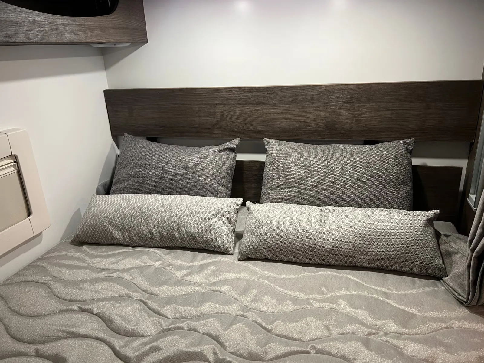 Benimar Amphitryon 940