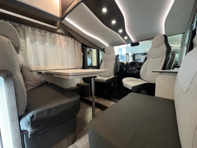 Benimar Amphitryon 940