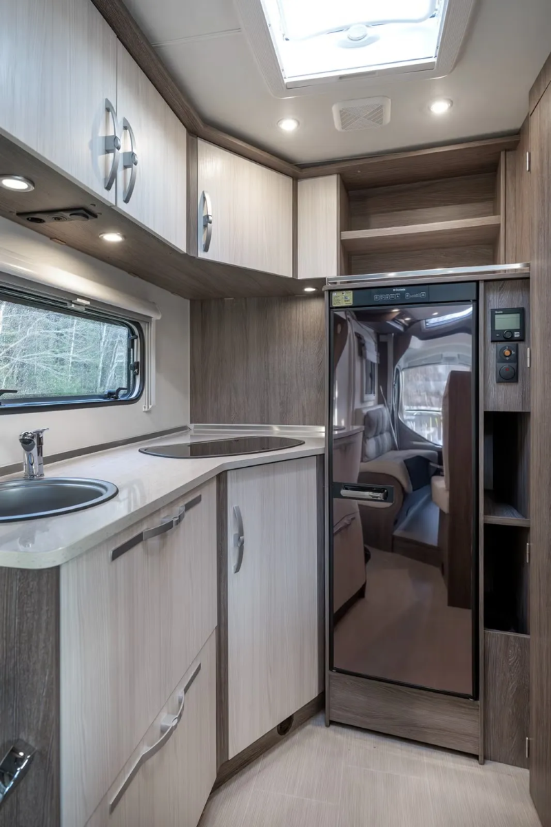 Bürstner IXEO Time IT 586